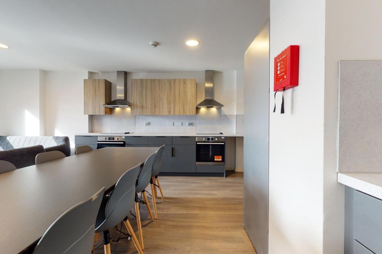Private Bedrooms With Shared Kitchen, Studios And Apartments At Canvas Glasgow Near The City Centre For Students Only Bagian luar foto